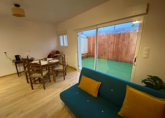 דירה Le Cosy Labarde